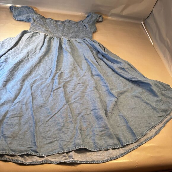 Torrid Babydoll Chambray Mini Dress Women Crinkle  Smocked Off Shoulder A Line - Picture 13 of 16